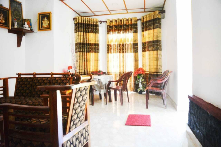 Food & Drinks 5, Mount view family rest & cottage, Hildummulla