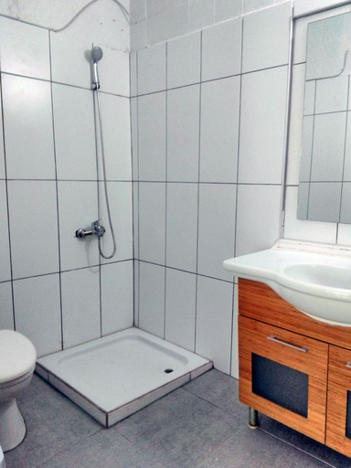 Bathroom, Bolero Apart Hotel, Bodrum