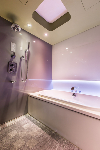 Bathroom 5, Inhouse Hotel, Taipei City