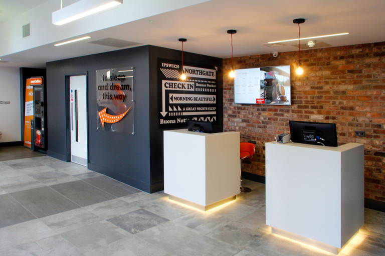 Food & Drinks, easyHotel Ipswich, Suffolk