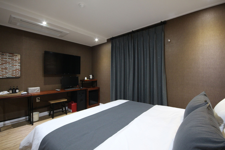 Bedroom 3, Nature Hotel, Jinhae