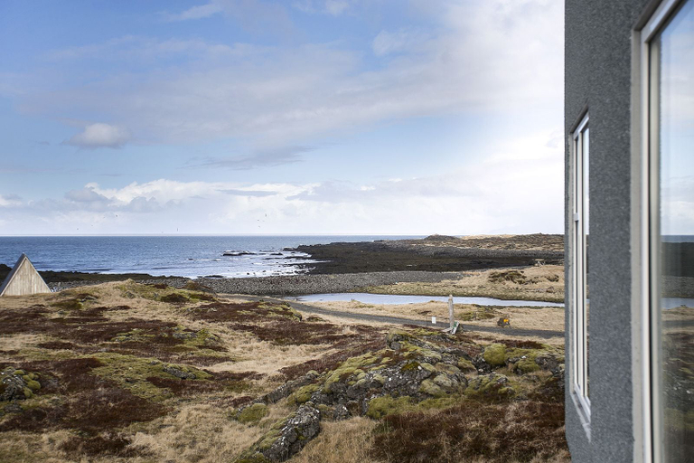 Others 5, Cabin by the Sea, Grindavík