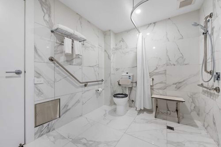 Bathroom 4, Melbourne Airport Motel, Hume - Broadmeadows