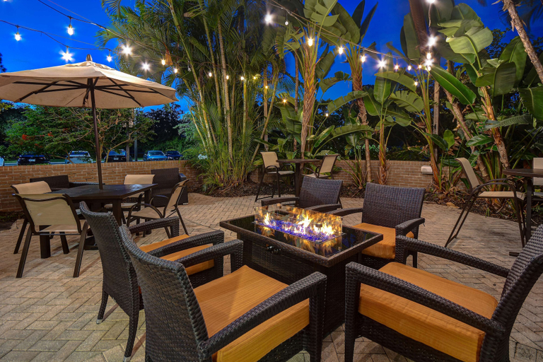 Food & Drinks 5, Hilton Garden Inn Ft Myers, Lee