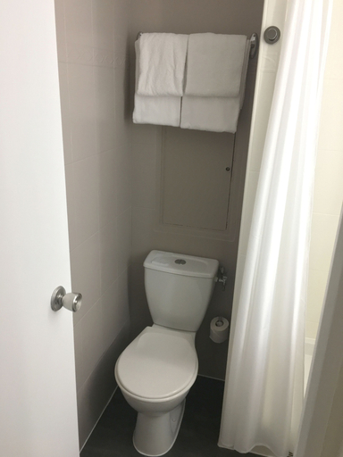 Bathroom 5, KYRIAD LILLE GARE - Grand Palais, Nord