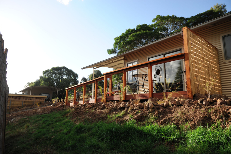 Exterior & Views 2, Gisborne Peak Winery Cottages, Macedon Ranges Bal