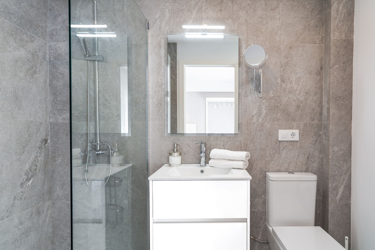 Bathroom 3, INNER kompas Studios, Baleares