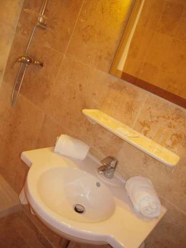 Bathroom 4, Bel Azur, Var
