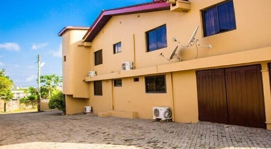 Exterior & Views, Vinny Hotel, Shama Ahanta East