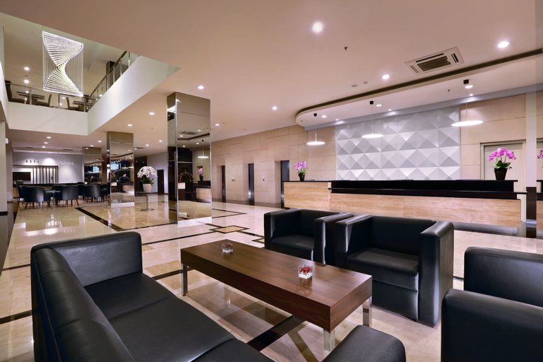 Public Area 27