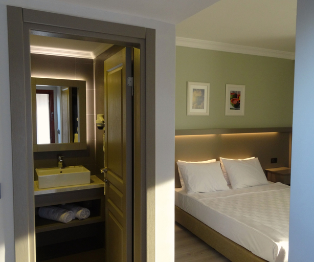 Bedroom 3, Hotel Pine Valley, Fethiye