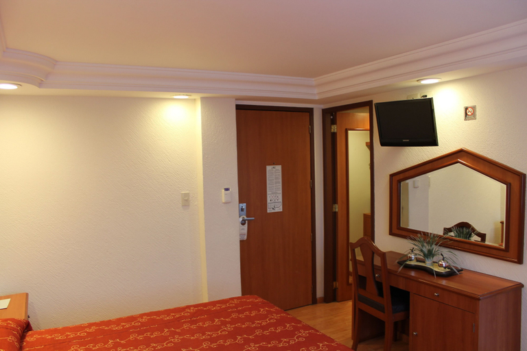 Bedroom 3, Hotel Premier, Mexico City