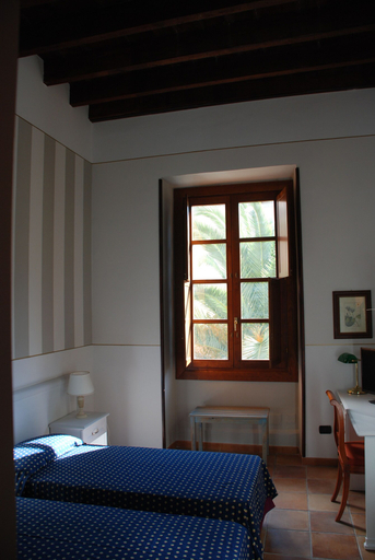 Bedroom 4, B&B Via Roma 9, Sassari