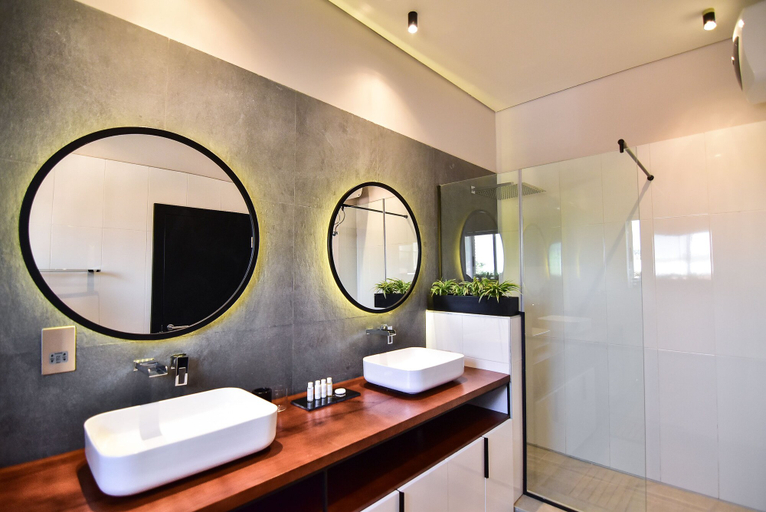Bathroom 4, Atelier Boutique Hotel, Bwari