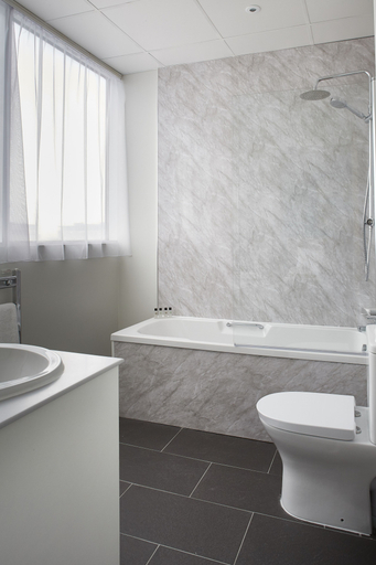 Bathroom 5, Cardiff Bute Terrace Hotel By Belvilla, Cardiff