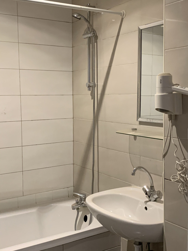 Bathroom 5, Hôtel De Bordeaux, Paris