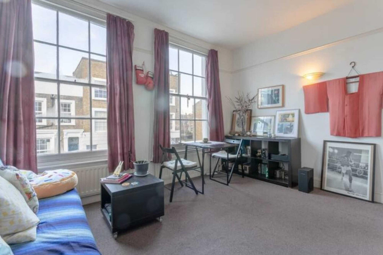 Others 4, Lovely Victorian Flat for 6 in Stoke Newington, London