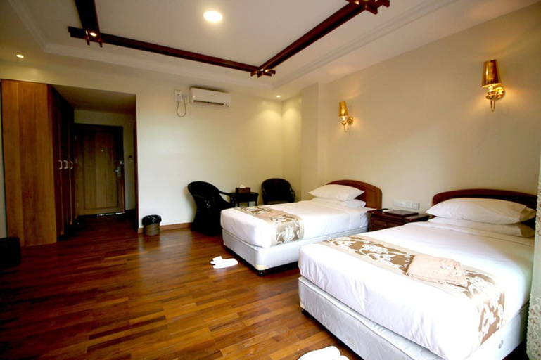 Bedroom 3, Famous Hotel Bagan, Myingyan