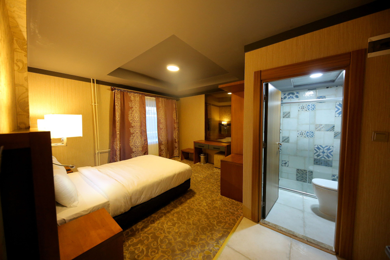 Bedroom 3, Taht Palace Hotel, Merkez