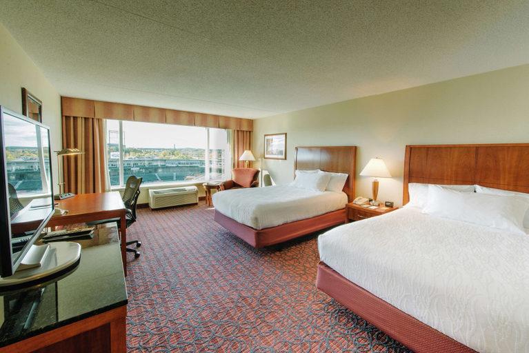 Bedroom 3, Hilton Garden Inn Manchester Downtown, Hillsborough