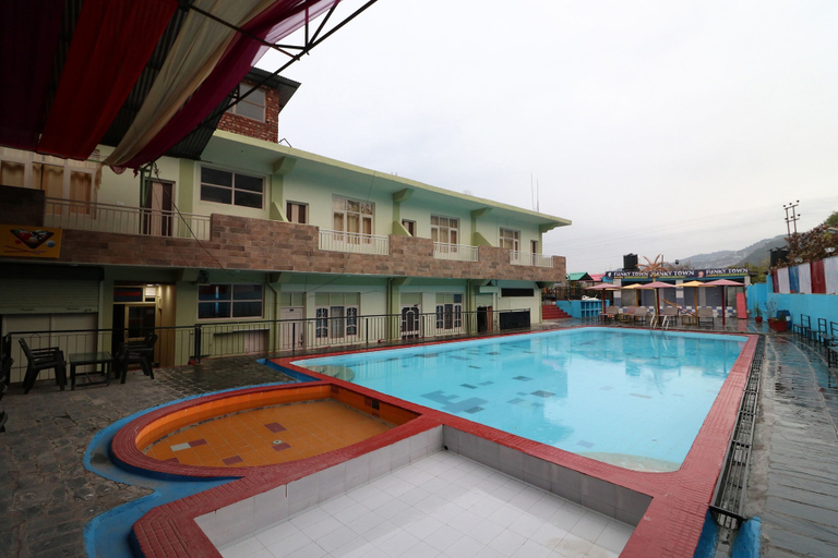 Sport & Beauty 1, OYO 26672 Funky Town, Kangra