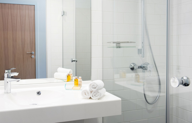 Bathroom 3, Hotel Helzear Etoile, Paris