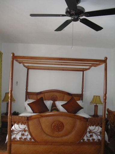 Bedroom 2, Chateau Sans Souci