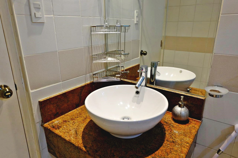 Bathroom 4, Bellagio Towers by Stays PH, Taguig