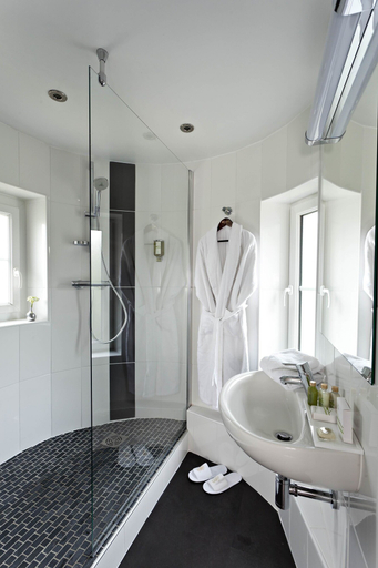 Bathroom 4, Hôtel Château Tilques, Pas-de-Calais