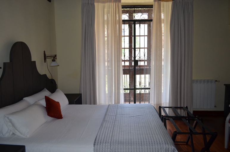 Bedroom 3, Palacio Mariana Pineda Hotel, Granada