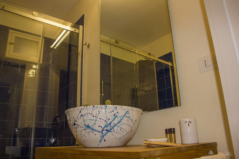 Bathroom 5, Muragie del Castello, Barletta-Andria-Trani