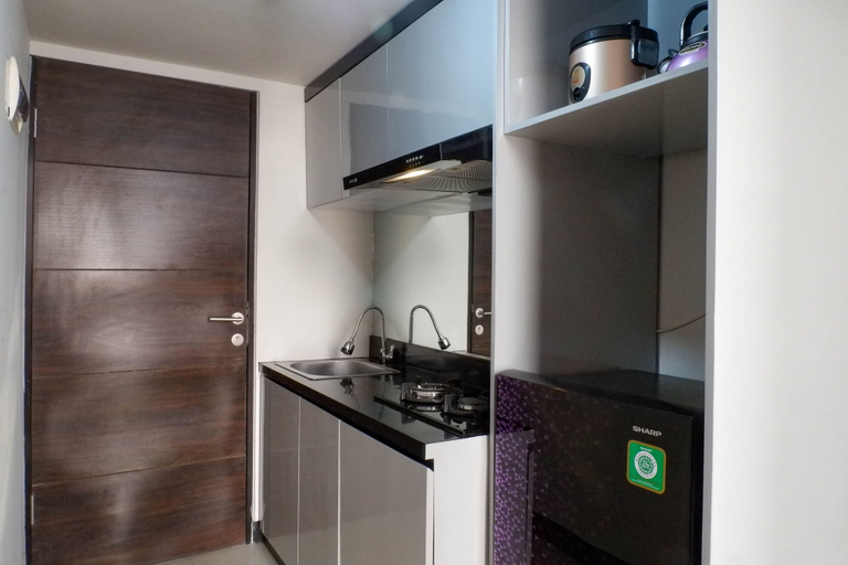 Others 2, Cozy and Serene Studio Loft at Apartment Amega Crown Residence By Travelio, Surabaya