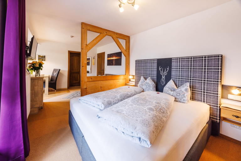 Bedroom 2, Gästehaus Wolfgang, Traunstein