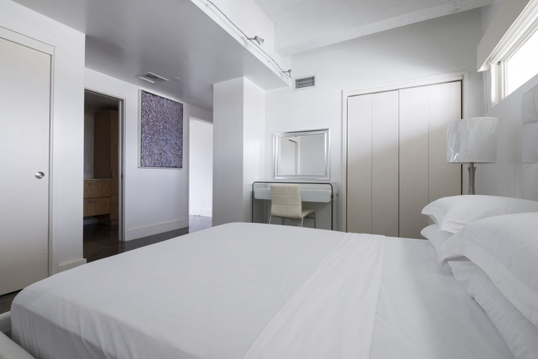 Bedroom 2, Luxury-Prime-2BR-Condo On Ocean Drive, Miami-Dade
