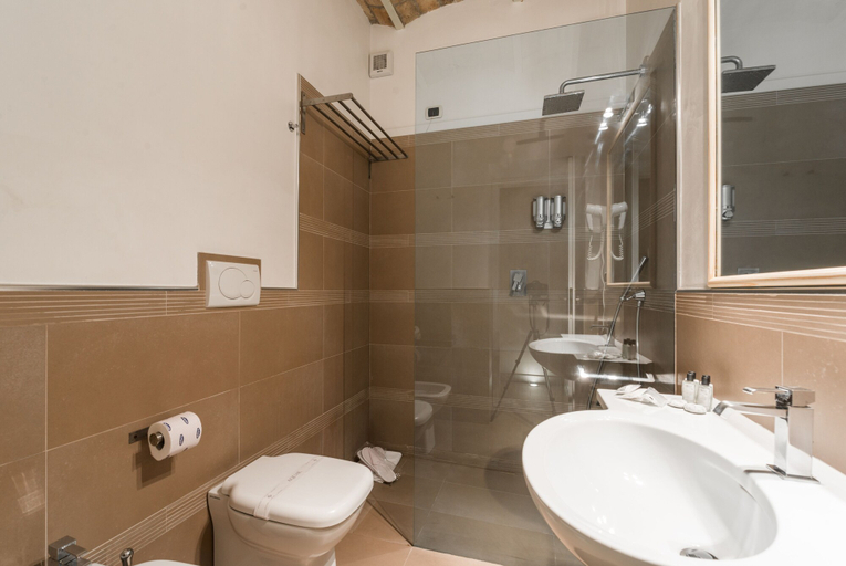 Bathroom 3, TrinitaDeiMonti Guest House, Rome