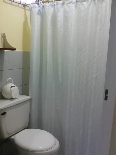 Bathroom 3, JS3 Studio Apartments - Adults Only, Legazpi City