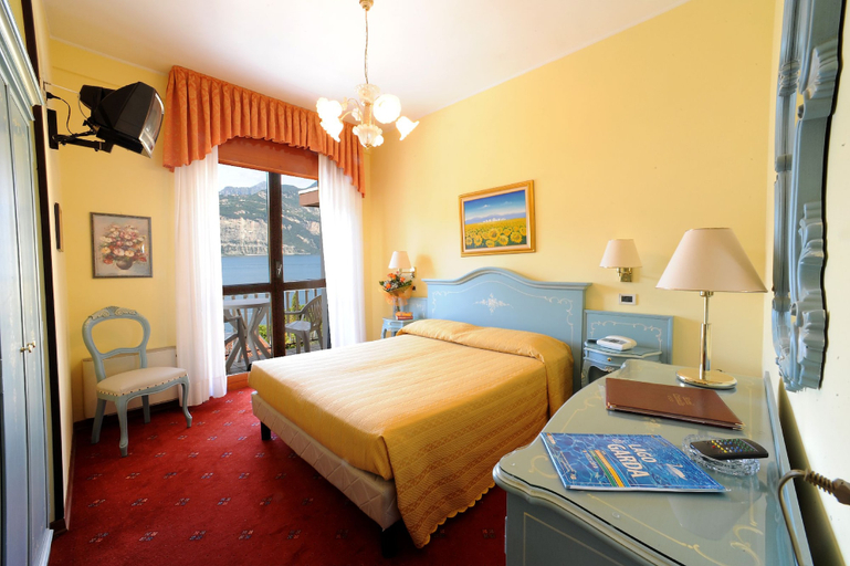 Bedroom 3, Hotel Cristallo, Verona