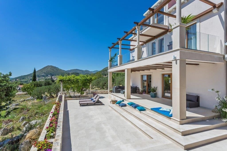 Exterior & Views 2, Luxury Villa Dolce Vita with Pool, Pojezerje
