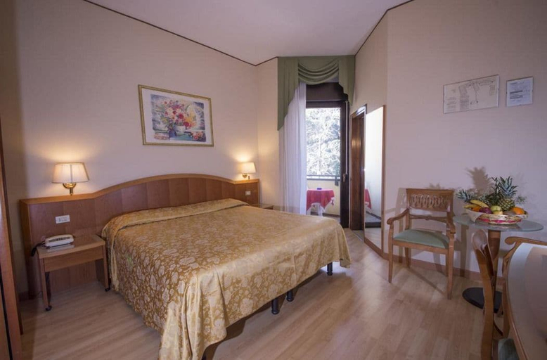 Bedroom 3, Hotel Terme Milano, Padua