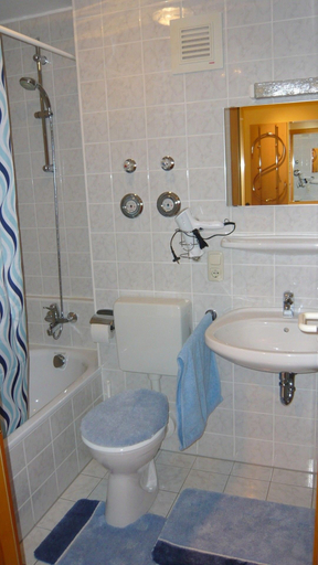 Bathroom, Abendsonne, Bamberg