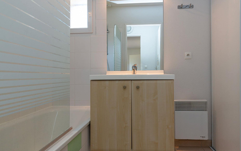 Bathroom 5, Vacancéole – l’Allée des Dunes – Ondres Plage, Landes