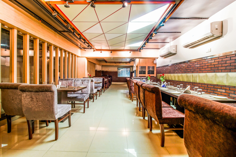 Food & Drinks 4, Fabhotel Palash Residency, Ranchi