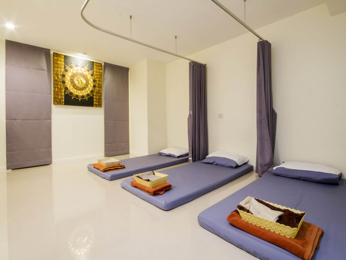 Bedroom 3, Ice Inn, Pattaya
