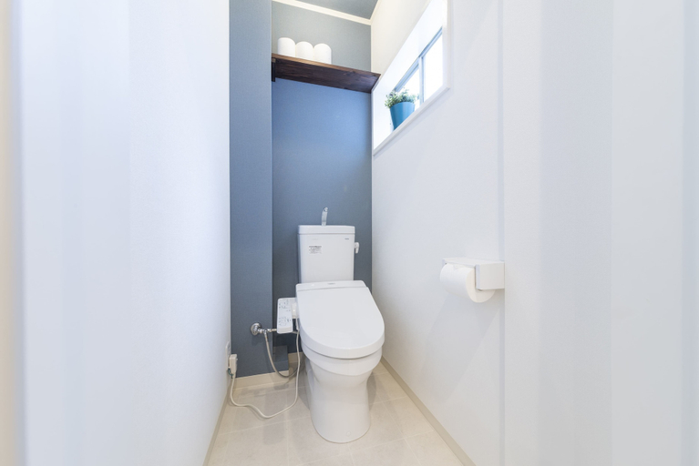 Bathroom, Aoiumi house Korean town, Osaka
