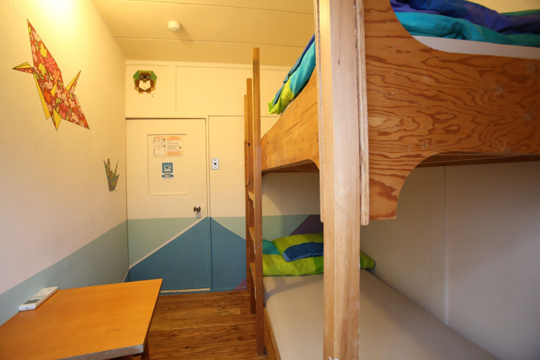 Bedroom 5, Yadoya Guesthouse Green - Hostel, Nakano City
