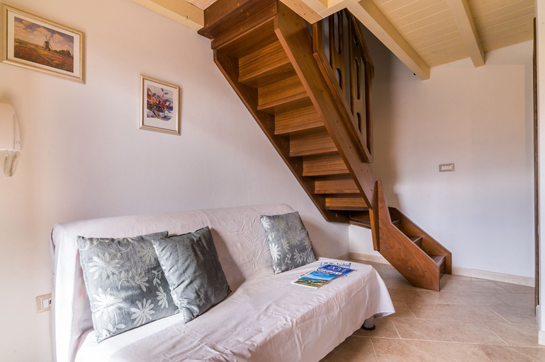 Bedroom 3, AffittaSardegna - Casa Pedra 2, Nuoro