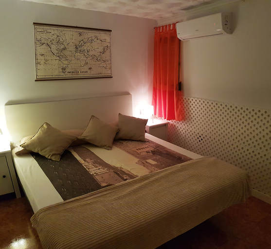 Bedroom 3, JL Ciudad de las Artes, Valencia