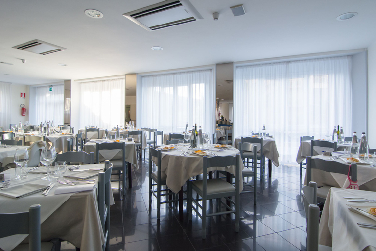 Food & Drinks 5, Hotel Metropol, Ancona