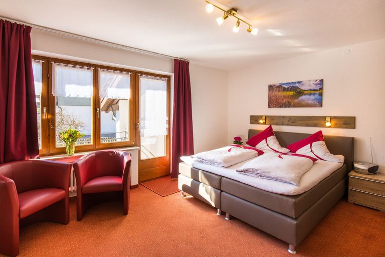 Bedroom 4, Gästehaus Wolfgang, Traunstein