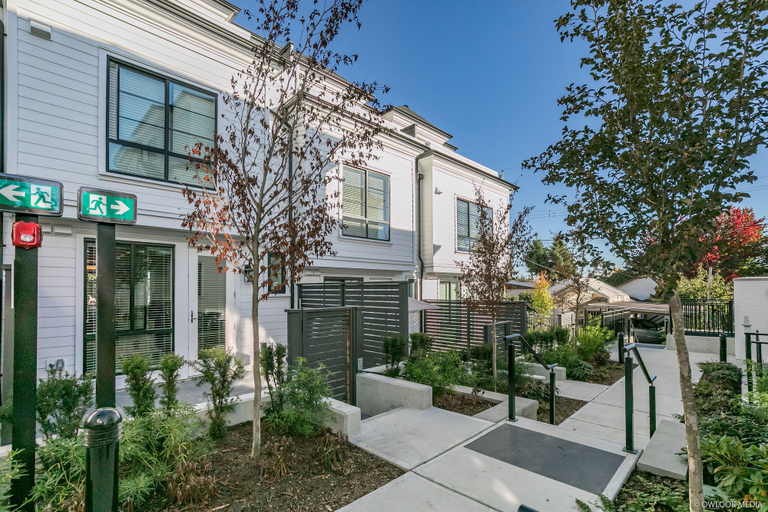 Exterior & Views 2, Modern Townhouse at Marine by Elevate Rooms, Greater Vancouver